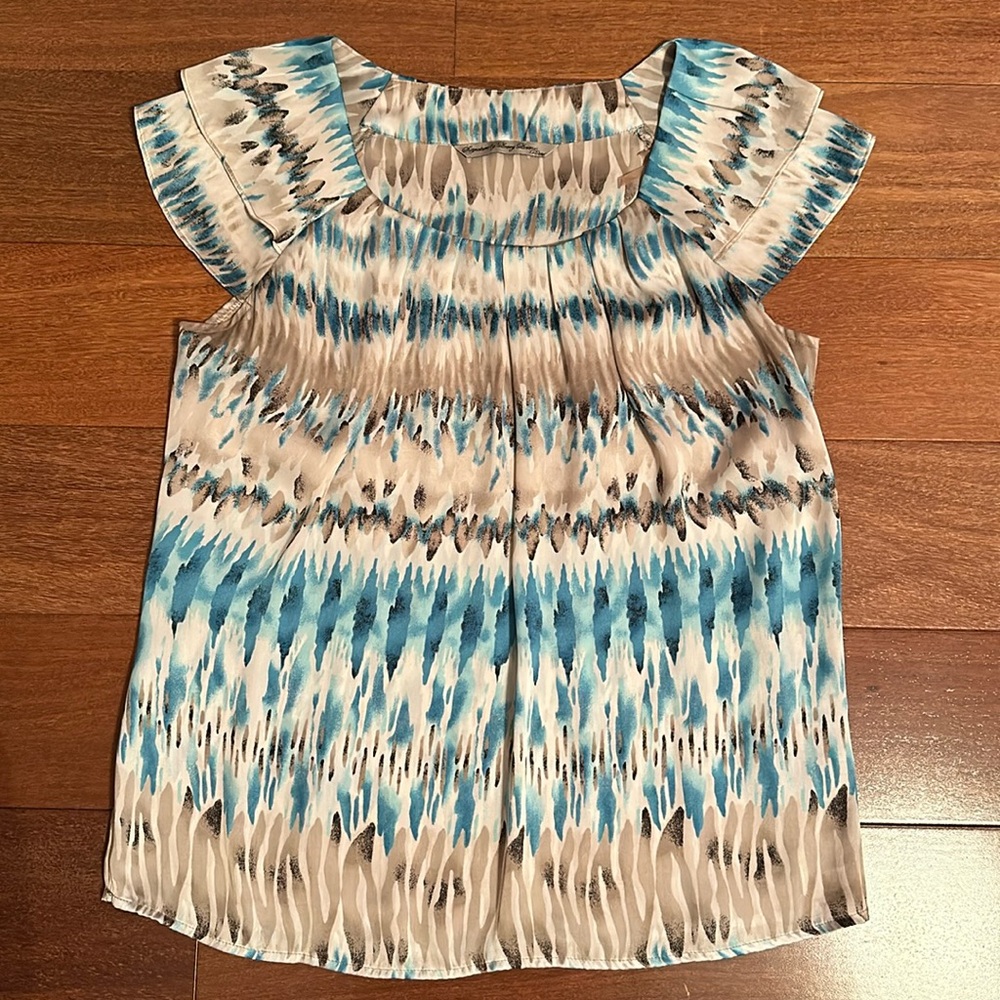 Women’s blouse with cap sleeves - petite medium